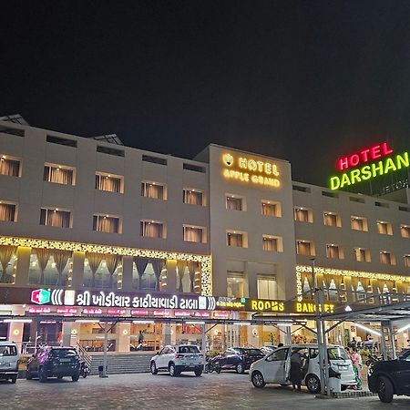 Hotel Grand Darshan Vadodara Buitenkant foto